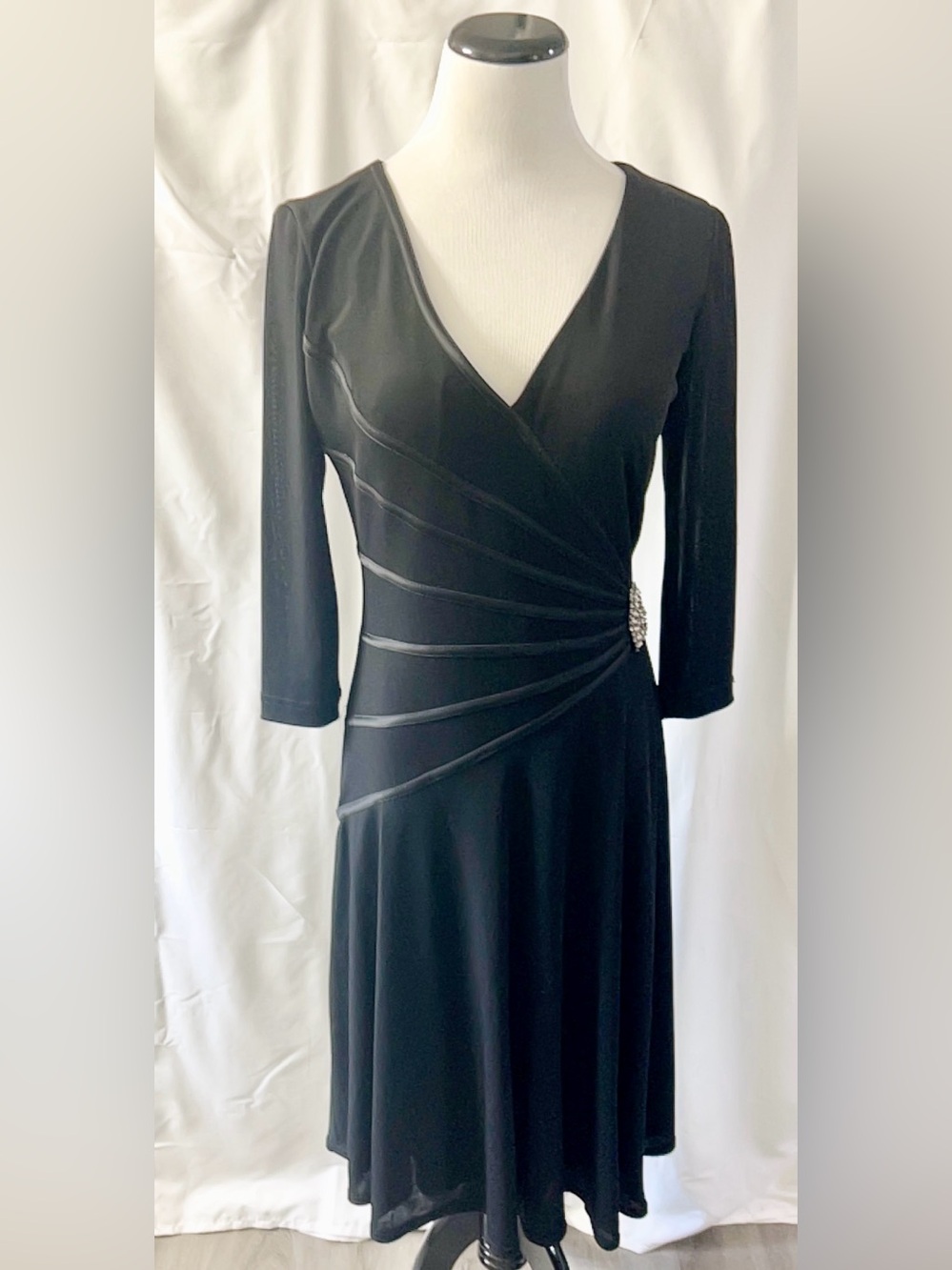 Tadashi Black Midi Dress Women L Rhinestone Accent V-Neck 3/4 Sleeve Formal